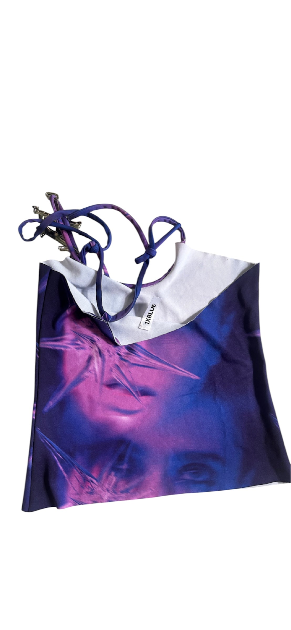 1xBlue Top